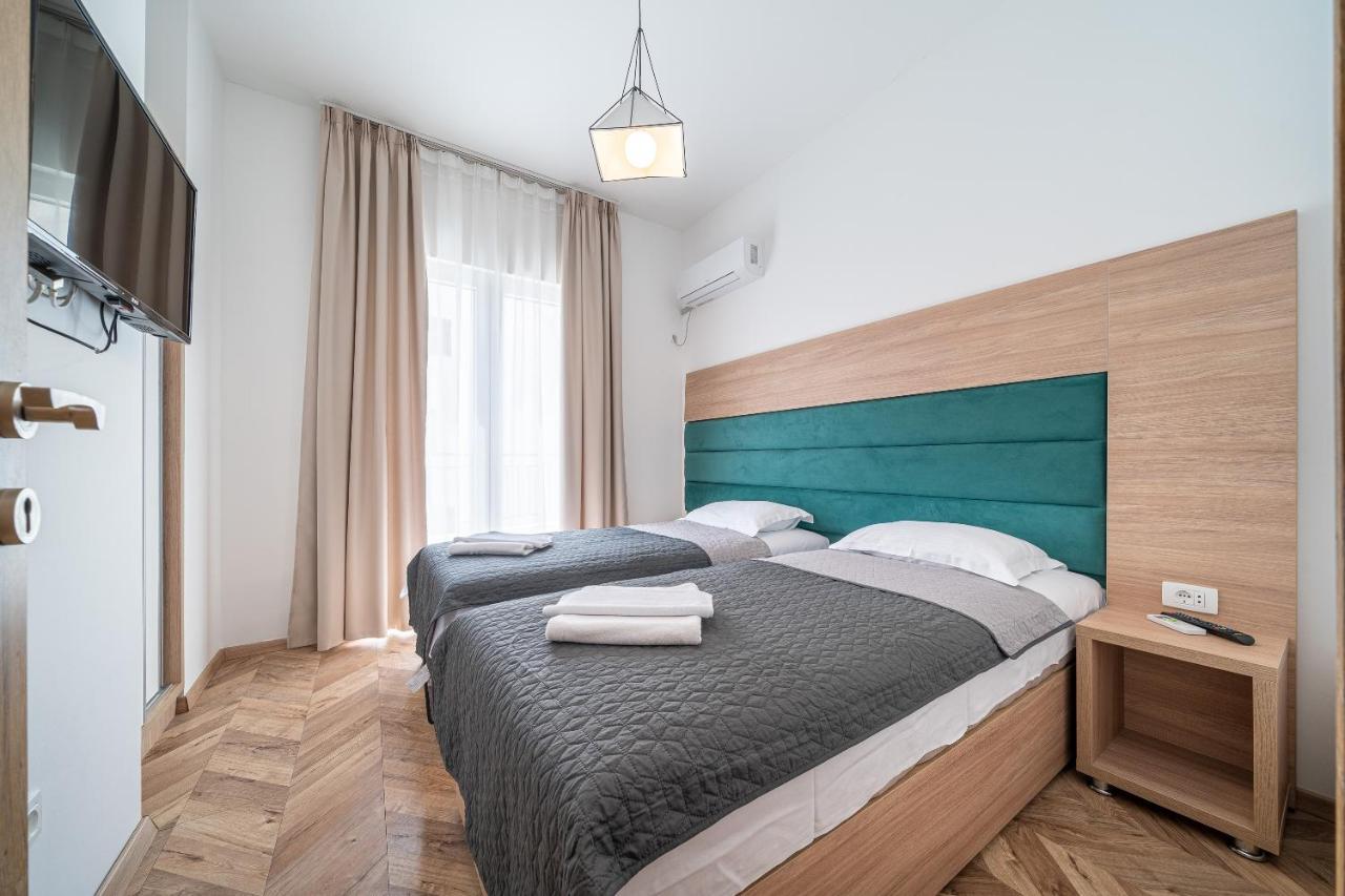 Sun And Sea Apartments Будва Екстер'єр фото