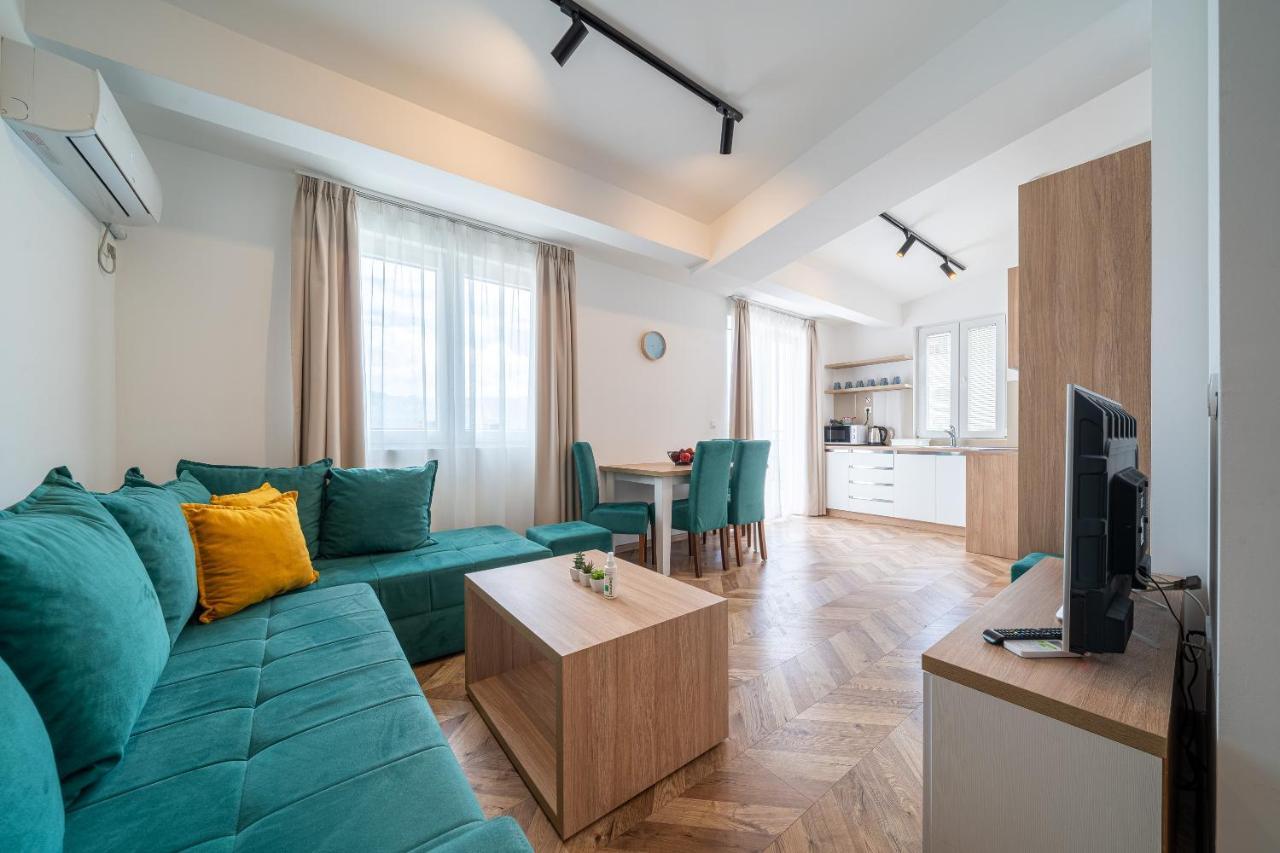 Sun And Sea Apartments Будва Екстер'єр фото