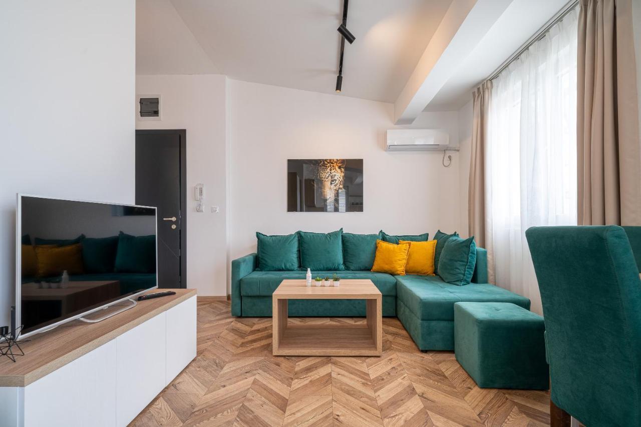 Sun And Sea Apartments Будва Екстер'єр фото